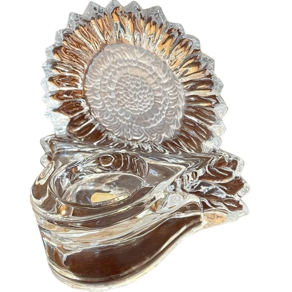 Partylite sunflower tea light or voltive holder, excellent condition, no flaws